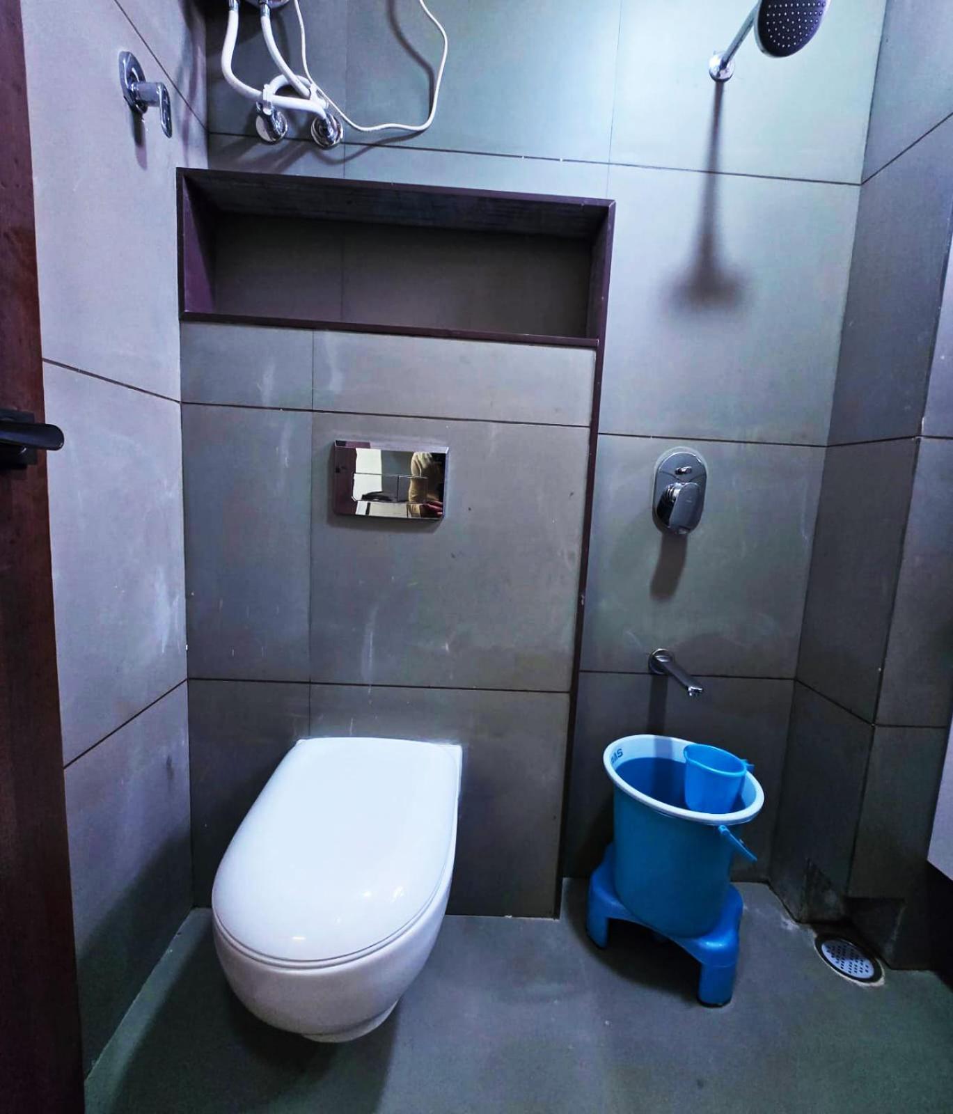 Hotel Nexus Индаур Экстерьер фото