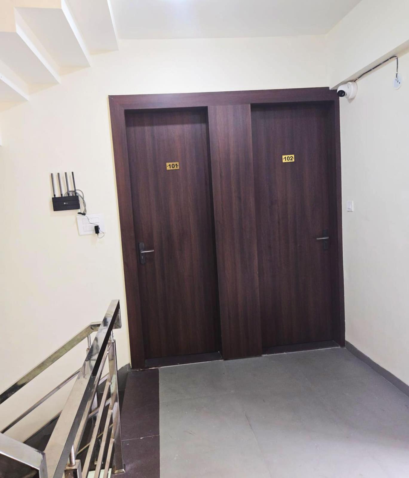 Hotel Nexus Индаур Экстерьер фото