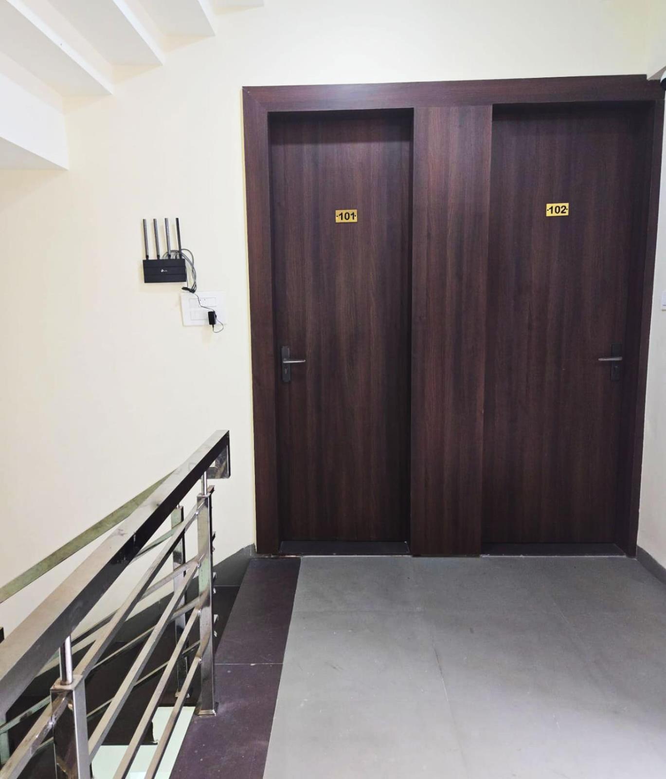 Hotel Nexus Индаур Экстерьер фото